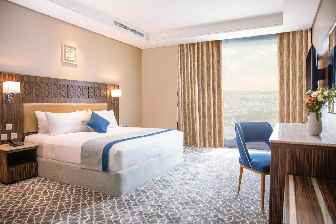 Swiss Blue Hera Hotel